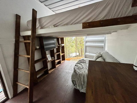 Hill Dweller Hideout - Great Ocean Road Tourism 3