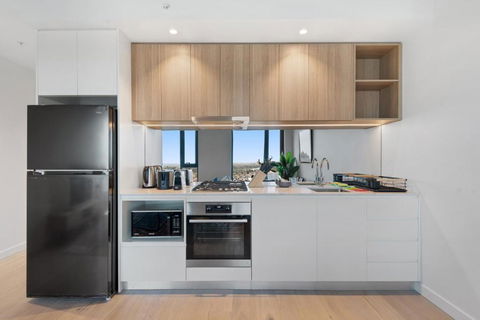 Inner City 2-Bed With Pool, BBQ & Gym - Great Ocean Road Tourism 1