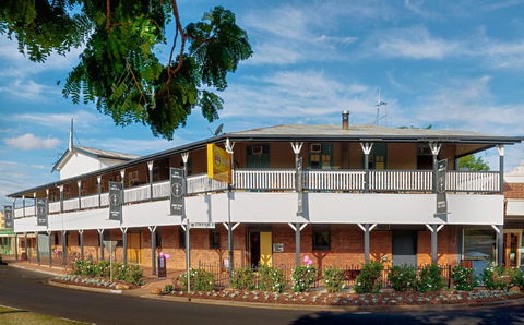 Hotel Cunnamulla - Great Ocean Road Tourism 1