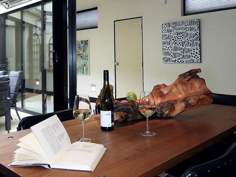 Inner City Executive Living - Great Ocean Road Tourism 2