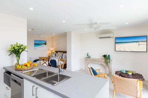 Ishtar Apartment 8- Luxury Studio - Great Ocean Road Tourism 2