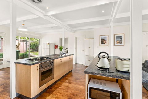 Island Blessing - Great Ocean Road Tourism 3