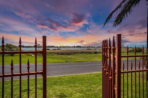 Island River View - Great Ocean Road Tourism 2
