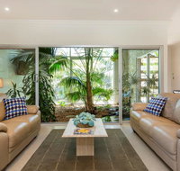 Adelphi Waterfront 2 Bedroom Ground Floor Home - Great Ocean Road Tourism