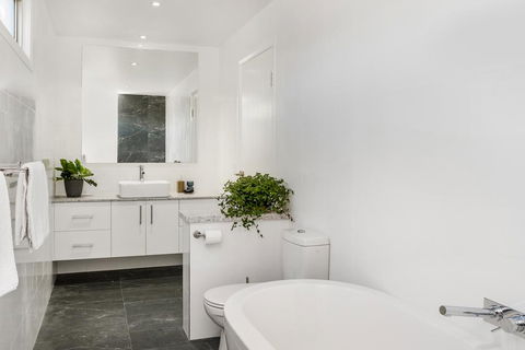 Aditi - Timber Vacation Home - Great Ocean Road Tourism 0