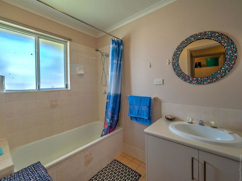 Affordable Holiday Home - Great Ocean Road Tourism 3