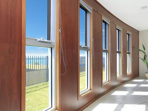 Albatross - Whale Watch From The House - Great Ocean Road Tourism 3