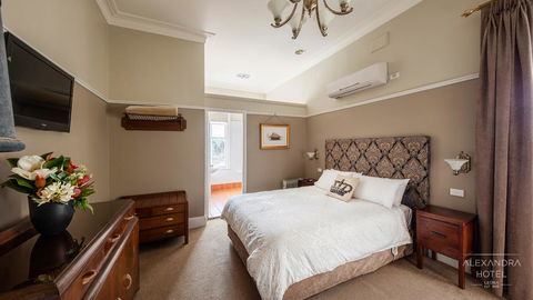 Alexandra Hotel - Great Ocean Road Tourism 2
