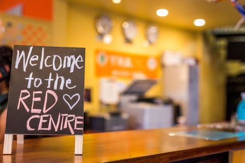 Alice Springs YHA - Great Ocean Road Tourism 3