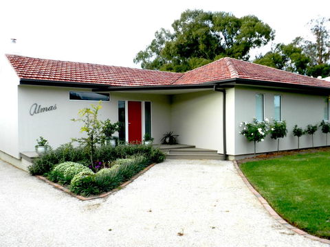 Almas Cottage - Great Ocean Road Tourism 1