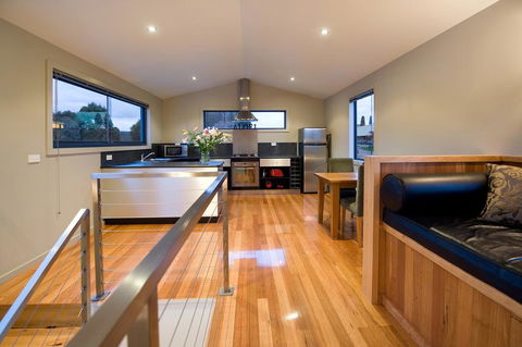 Alofi - Great Ocean Road Tourism 1