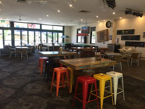 Alpine Hotel Bright - Great Ocean Road Tourism 1