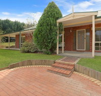 Alpine Mist - Spacious 5 bedroom home - Great Ocean Road Tourism