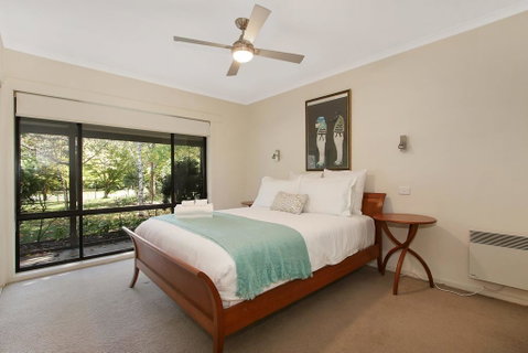 Alpine Streamside - Great Ocean Road Tourism 0