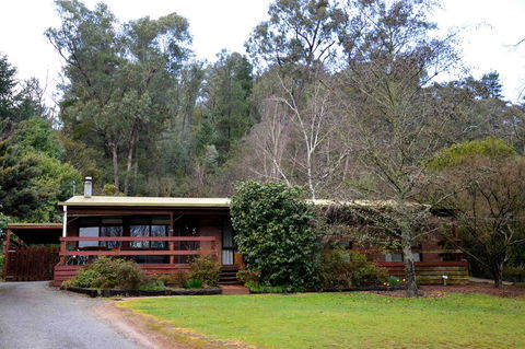 Alrima Lodge, Bright - Great Ocean Road Tourism 0