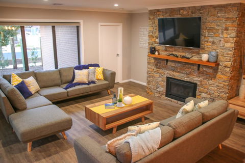 Amaroo - Great Ocean Road Tourism 1