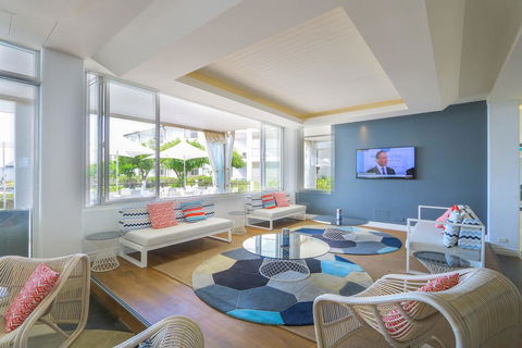 Amazing Ocean Views Resort Apartment - Great Ocean Road Tourism 3