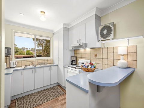 Angelena Villa - Toormina - Great Ocean Road Tourism 1