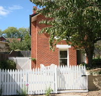 Annies Garden Cottage - Great Ocean Road Tourism