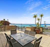 APARTMENT 12 PACIFIC APARTMENTS- Across From the Pier - Great Ocean Road Tourism