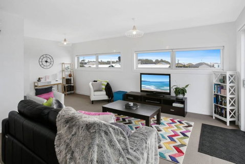APOLLO 13 PENTHOUSE - Free Wifi & Huge Terrace! - Great Ocean Road Tourism 1