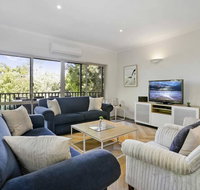 APOLLO BAY HOLIDAY HOUSE - walk to beach  wifi - Great Ocean Road Tourism