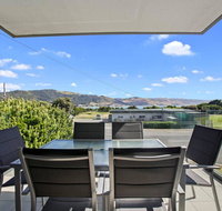 APOLLO BLUE 4 - modern waterfront apartment - Great Ocean Road Tourism