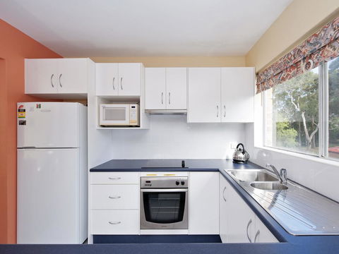 Apollo Court 3 - Nelson Bay - Great Ocean Road Tourism 3