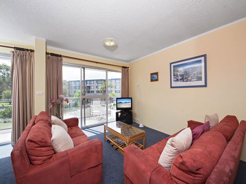 Apollo Court 3 - Nelson Bay - Great Ocean Road Tourism 2