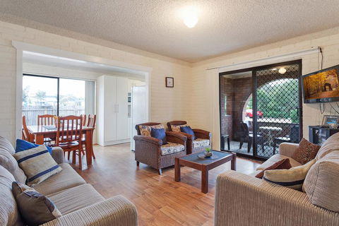 Apollo Unit 20 - Great Ocean Road Tourism 0