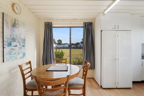 Apollo Unit 25 - Great Ocean Road Tourism 3