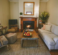 Apple Cottage Orange NSW - Great Ocean Road Tourism
