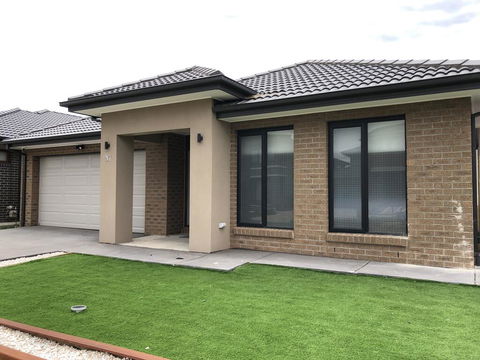 Apple House Upper Point Cook - Great Ocean Road Tourism 1