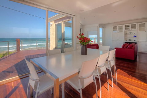 Aqua Luna - Great Ocean Road Tourism 2