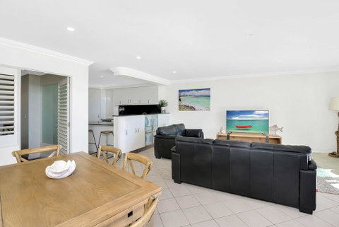 Aqua Solai Unit 1 - Great Ocean Road Tourism 3