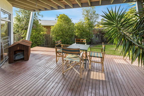 Aqua Vista - A Stroll To Paynesville Forshore - Great Ocean Road Tourism 1