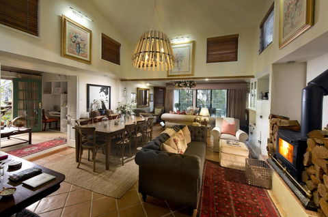 Arabella Guesthouse - Great Ocean Road Tourism 1