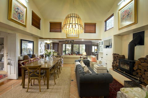 Arabella Guesthouse - Great Ocean Road Tourism 2