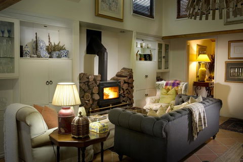 Arabella Guesthouse - Great Ocean Road Tourism 0