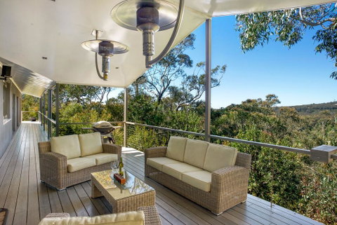 Arana Wentworth Falls - Great Ocean Road Tourism 0