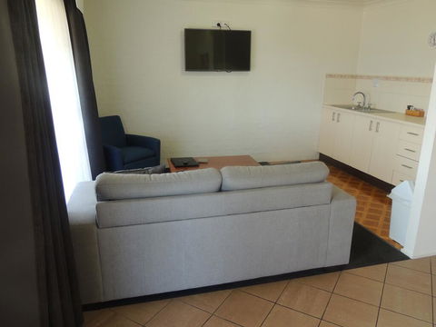 Argyle Terrace Motor Inn - Great Ocean Road Tourism 2
