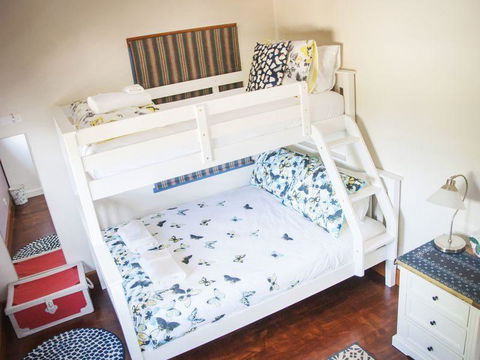 Artee House - A Bright Escape - Great Ocean Road Tourism 3