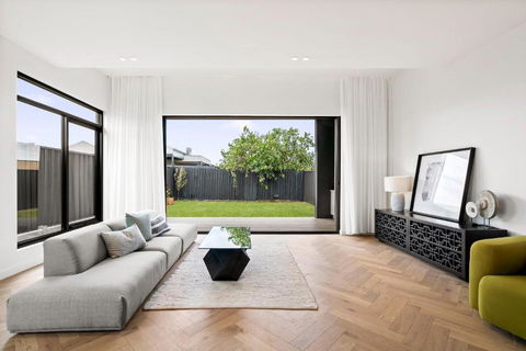Luxurious Getaway For Big Groups - Great Ocean Road Tourism 2