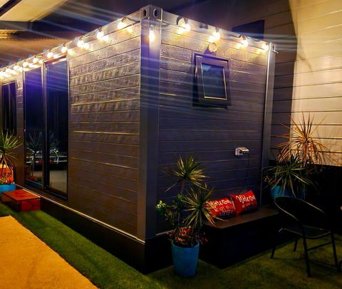 MAGNETIC CABIN Entire Studio On Magnetic Island - Great Ocean Road Tourism 3