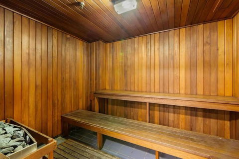 MAN54 -Manly Magic Waterfront Retreat With Gym & Sauna - Great Ocean Road Tourism 1
