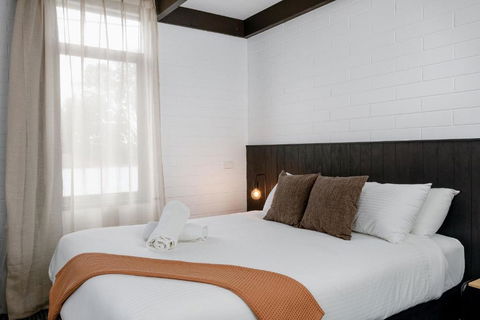 M Hotel - Great Ocean Road Tourism 2