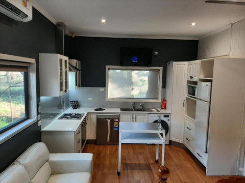 Maple Leaf Cottage - Great Ocean Road Tourism 1