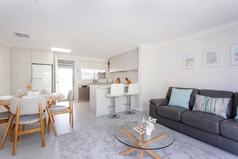 Maylands Riverside City Retreat - Great Ocean Road Tourism 3