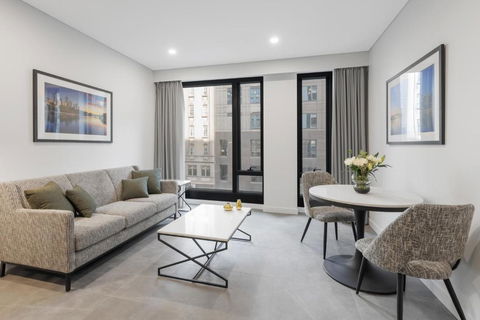 Meriton Suites Melbourne - Great Ocean Road Tourism 0