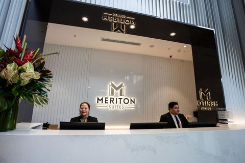 Meriton Suites Liverpool - Great Ocean Road Tourism 3